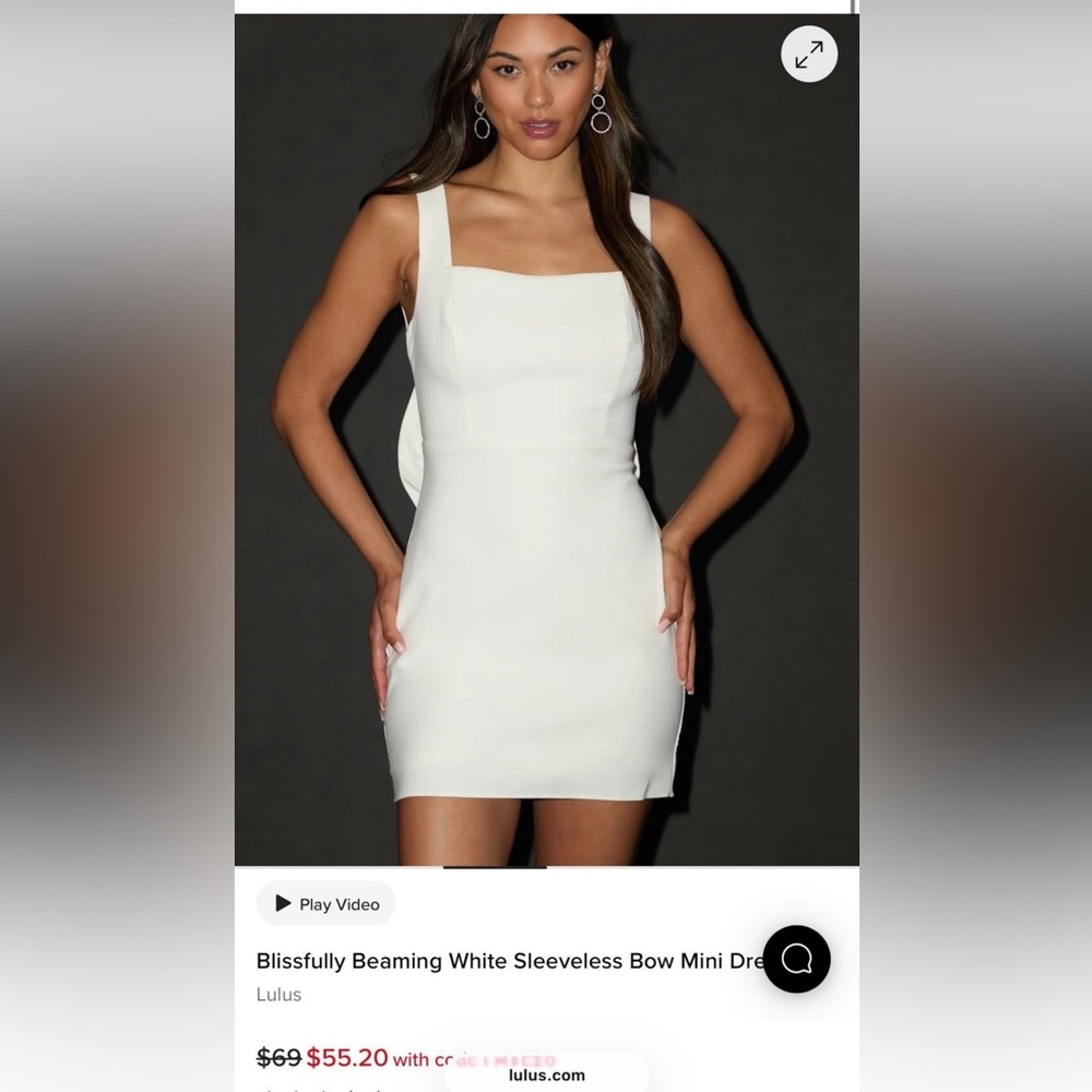 Elegant White Sleeveless Dress